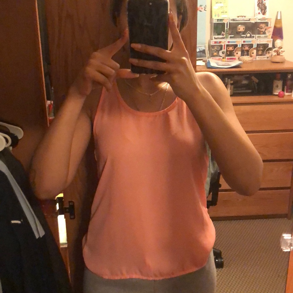 Pink sleeveless top